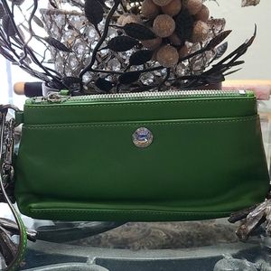 COACH GREEN LEATHER WRISTLET